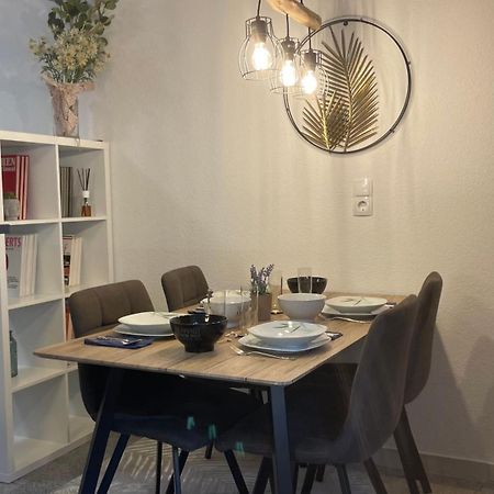 Zentrale, Moderne Wohnung In Грац Екстериор снимка